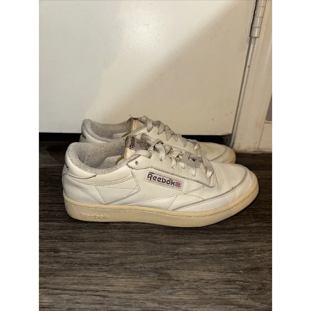 Reebok retro pictures